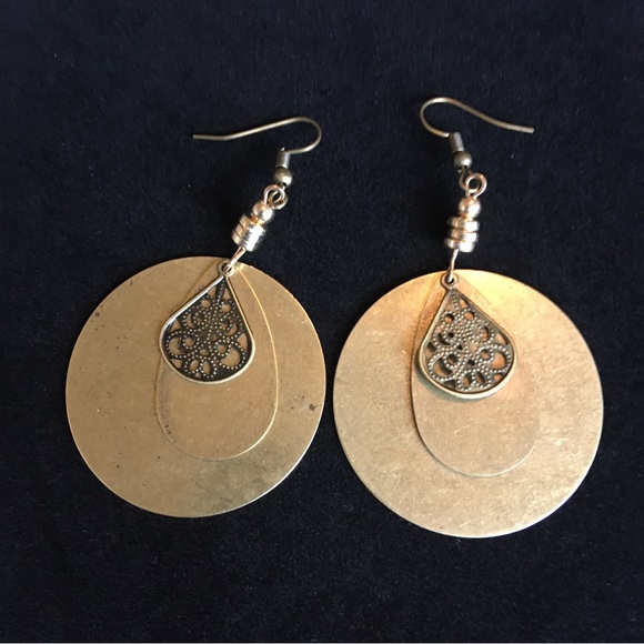 unbranded Jewelry - Bohemian Vintage Style Distressed Bronze Circle Earrings